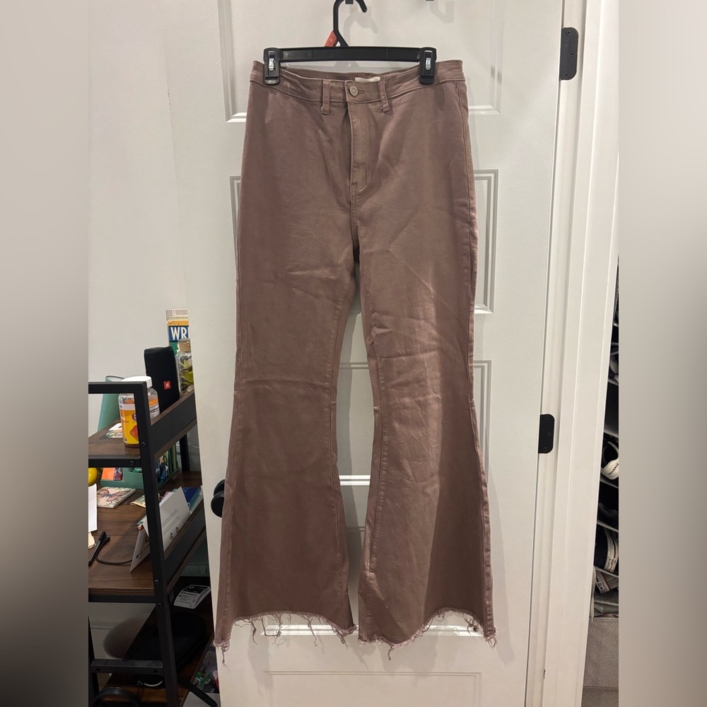 Elegant Wide Leg Flare Jeans in Tan